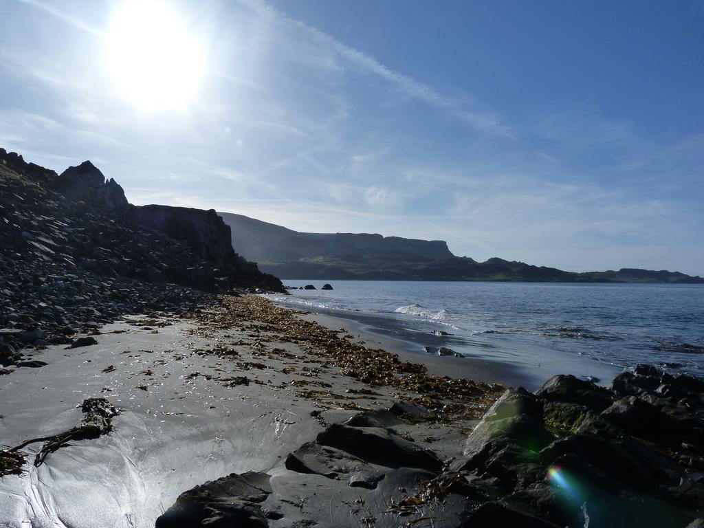 Lachie'S House Villa Staffin Oda fotoğraf